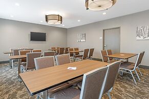 Best Western Plus Isanti