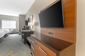 Best Western Plus Isanti