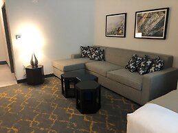 Best Western Plus Isanti