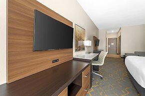 Best Western Plus Isanti