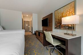 Best Western Plus Isanti