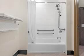 Best Western Plus Isanti