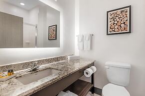 Best Western Plus Isanti
