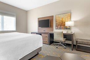 Best Western Plus Isanti