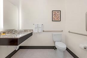 Best Western Plus Isanti