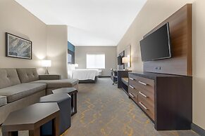 Best Western Plus Isanti