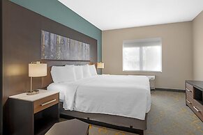 Best Western Plus Isanti