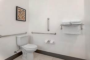 Best Western Plus Isanti