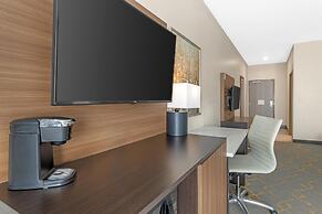 Best Western Plus Isanti
