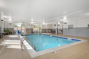 Best Western Plus Isanti