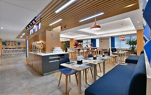 Holiday Inn Express Chengdu North Railway Station by IHG