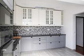 Charming apartment in peaceful Cascais