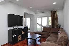 Charming apartment in peaceful Cascais