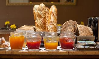 Mihlton Barcelona Boutique B&B