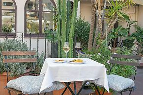 Mihlton Barcelona Boutique B&B