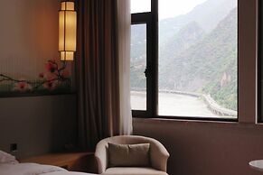Hilton Garden Inn Nujiang