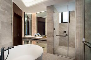 Hilton Garden Inn Nujiang