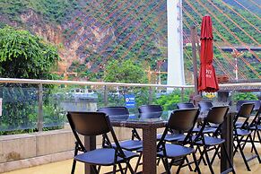Hilton Garden Inn Nujiang