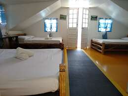 La Bella Beach House Cebu