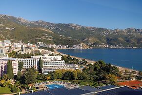 Hotel Harmonia by Dukley