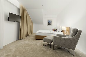 Hotel Harmonia by Dukley