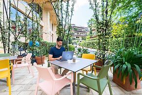 Hotel Harmonia by Dukley