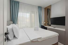 Hotel Harmonia by Dukley