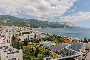 Hotel Harmonia by Dukley