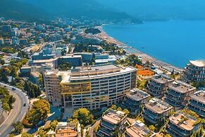 Hotel Harmonia by Dukley