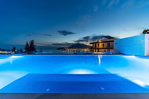 Hotel Harmonia by Dukley