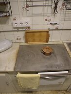 The Old Palace Tower / La Torre del Palación