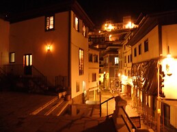 The Old Palace Tower / La Torre del Palación