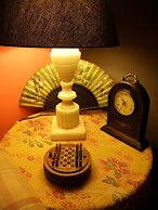 The Old Palace Tower / La Torre del Palación