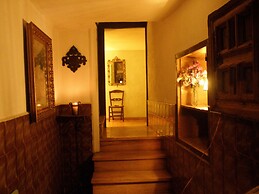 The Old Palace Tower / La Torre del Palación