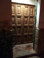 The Old Palace Tower / La Torre del Palación