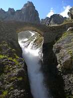 The Old Palace Tower / La Torre del Palación