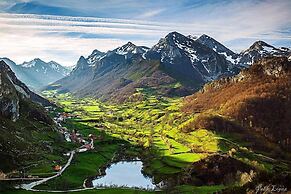 The Old Palace Tower / La Torre del Palación
