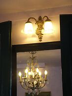 The Old Palace Tower / La Torre del Palación