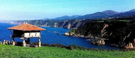 The Old Palace Tower / La Torre del Palación