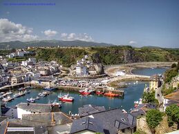 The Old Palace Tower / La Torre del Palación