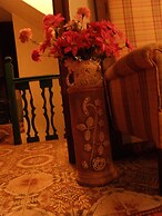 The Old Palace Tower / La Torre del Palación