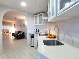 Amity Be my Guest Castelldefels