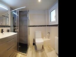 Amity Be my Guest Castelldefels