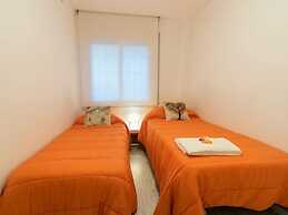 Amity Be my Guest Castelldefels