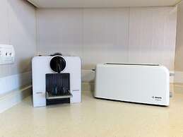 Amity Be my Guest Castelldefels