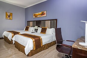 City Plaza Hotel & Suites