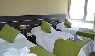 Hotel Oscar Lescano