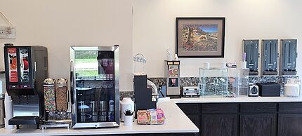 Cobblestone Inn & Suites – Manchester