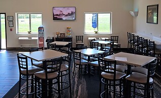 Cobblestone Inn & Suites – Manchester