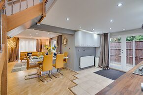 Brook Barn with Sauna & Hot Tub